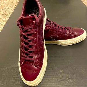 Converse Chuck Taylor, leather addition